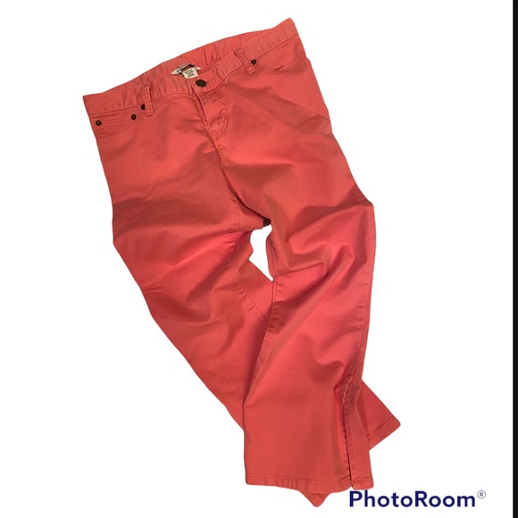 Y2K VINTAGE A&F CLASSIC FIT LOW RISE ANKLE CROP SEXY PINK JEANS ⭐️⭐️⭐️⭐️⭐️ - Picture 3 of 15